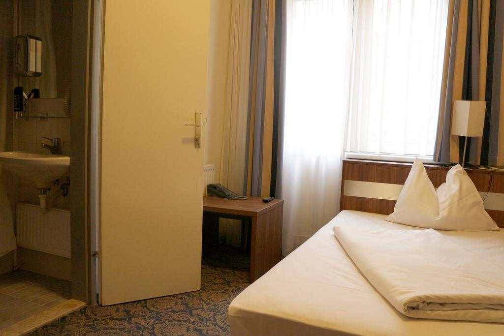 Hotel Carina Wiedeń Zewnętrze zdjęcie