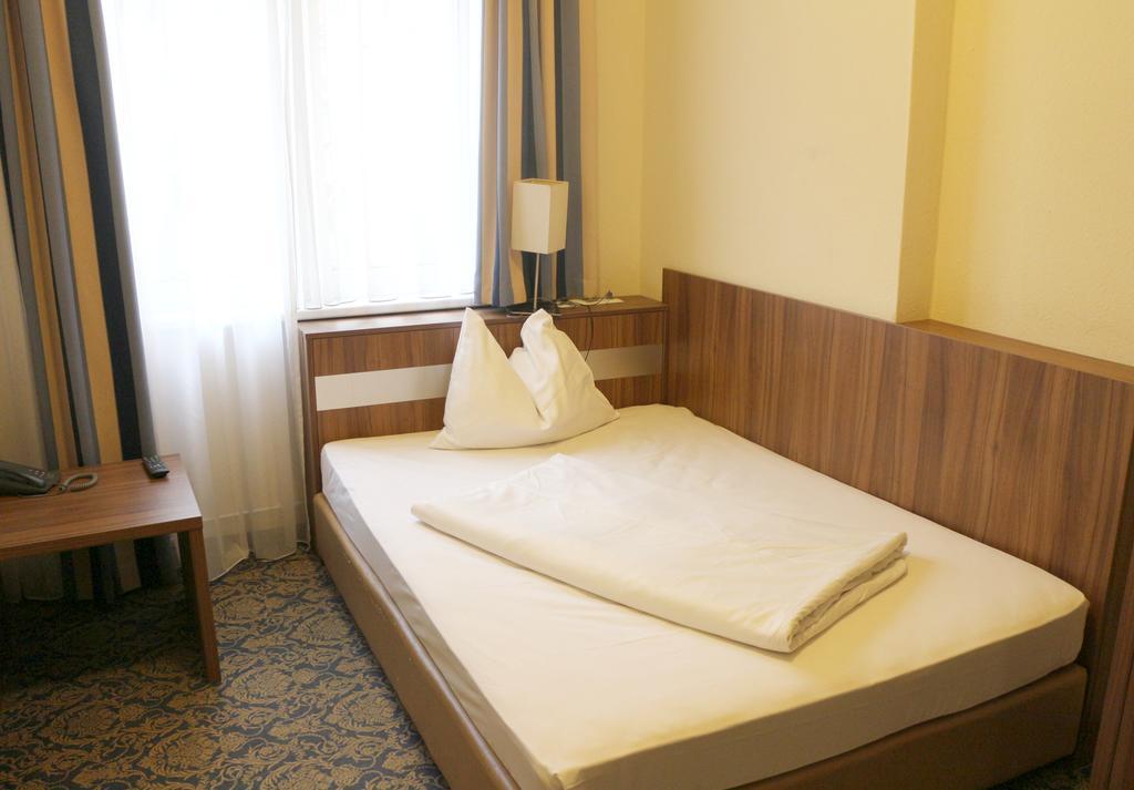Hotel Carina Wiedeń Zewnętrze zdjęcie